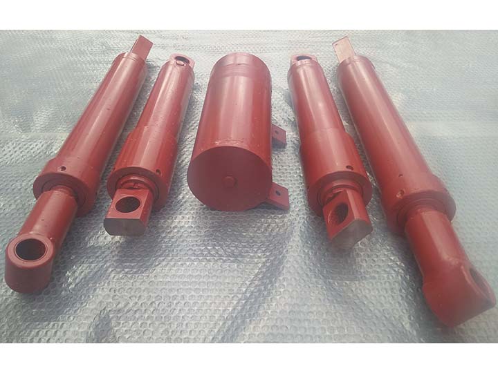tailplate hydraulic cylinder Sold to Bulgaria
